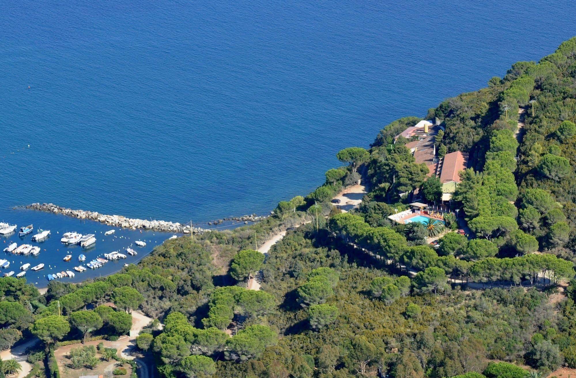 Hotel Capo Di Stella 카폴리베리 외부 사진