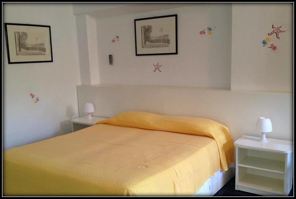 Hotel Capo Di Stella 카폴리베리 외부 사진