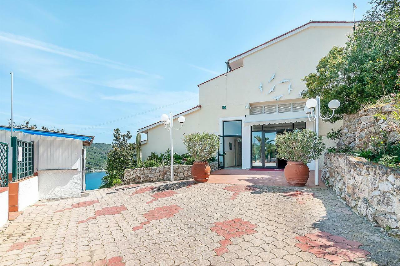 Hotel Capo Di Stella 카폴리베리 외부 사진